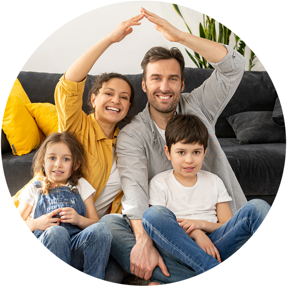 2 people managing money